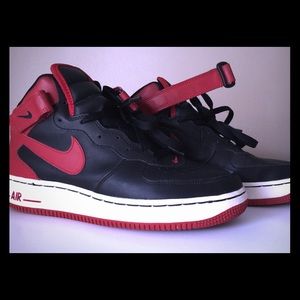 Air Force 1 Mid